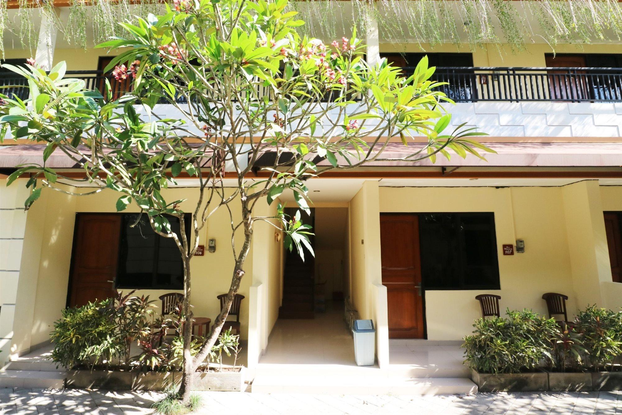 Dee Mansion Hotel Denpasar  Luaran gambar