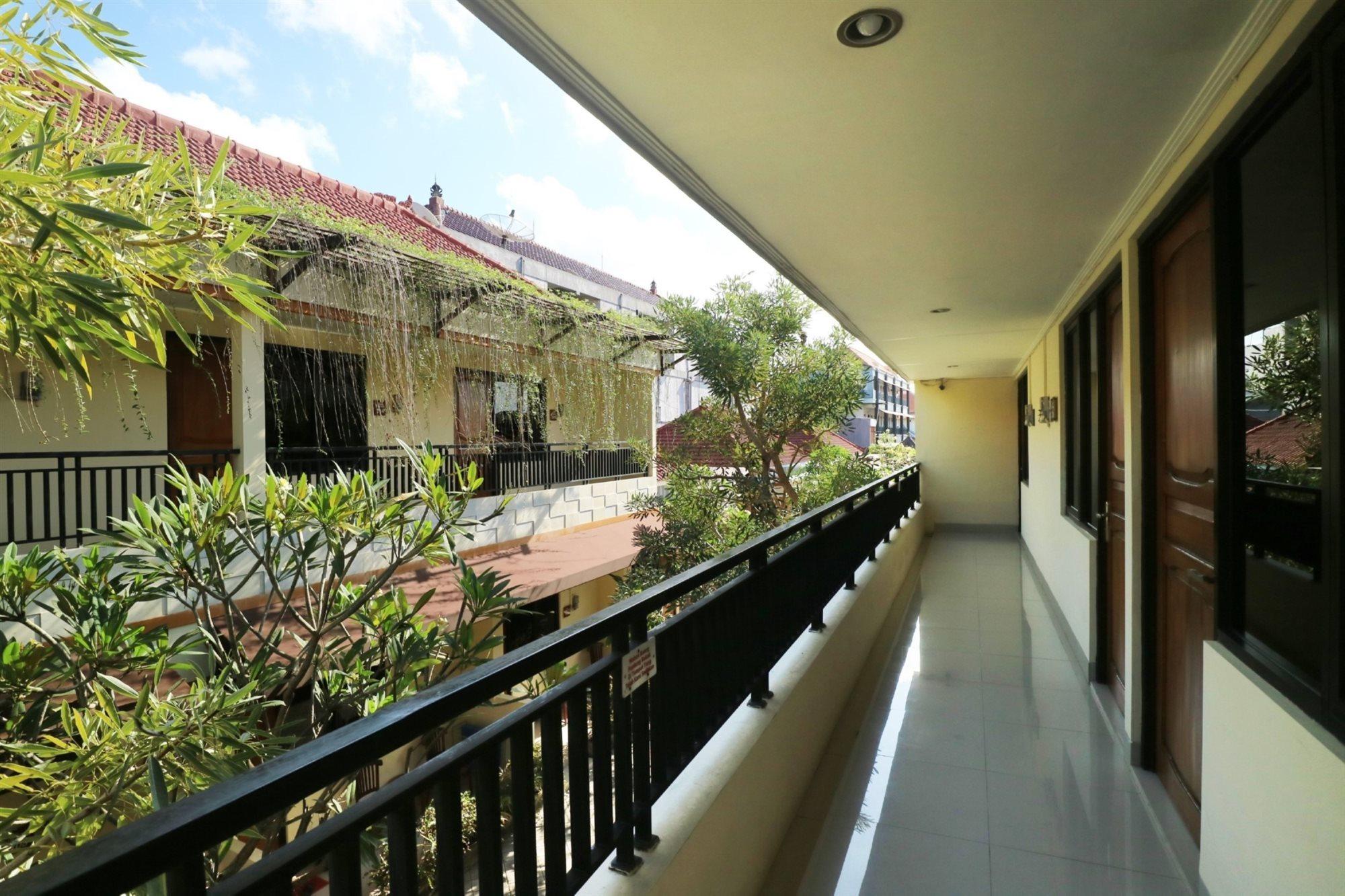 Dee Mansion Hotel Denpasar  Luaran gambar