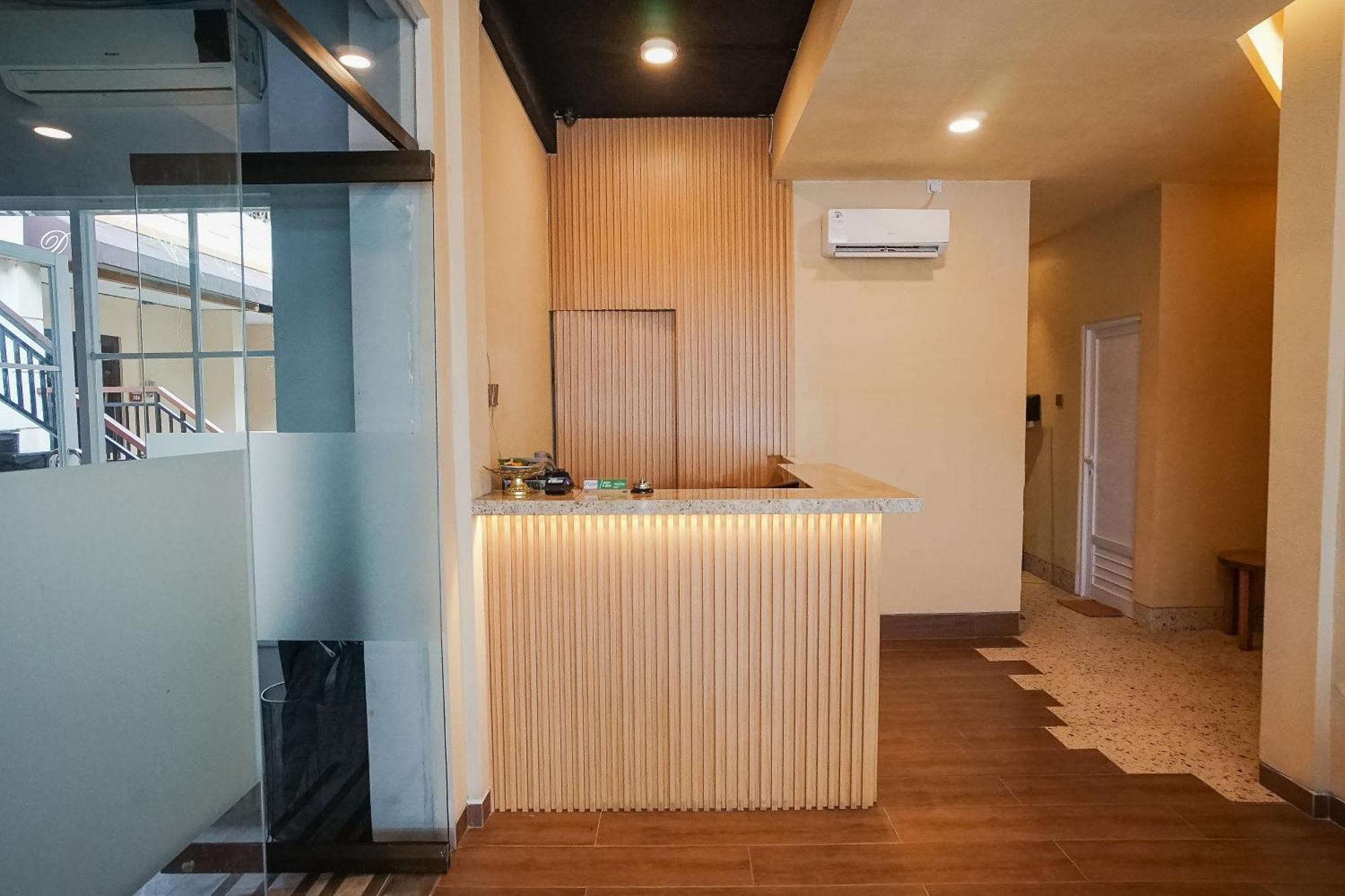 Dee Mansion Hotel Denpasar  Luaran gambar