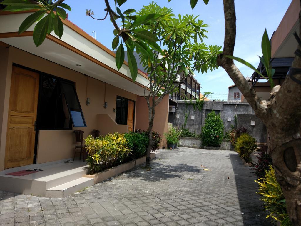 Dee Mansion Hotel Denpasar  Luaran gambar