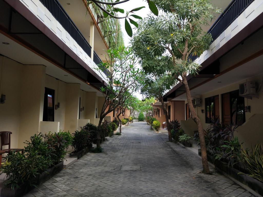 Dee Mansion Hotel Denpasar  Luaran gambar