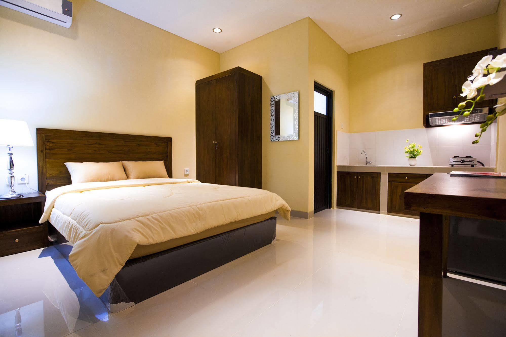 Dee Mansion Hotel Denpasar  Luaran gambar