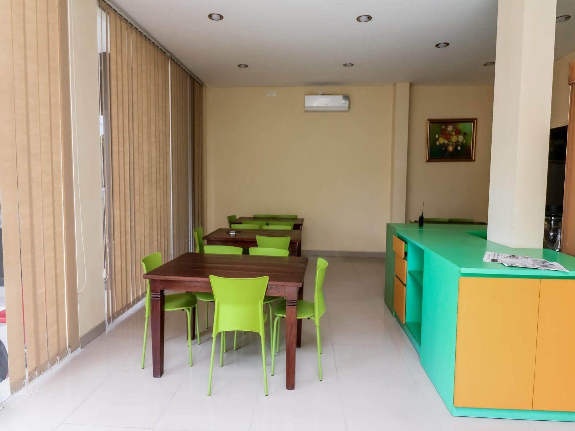 Dee Mansion Hotel Denpasar  Luaran gambar